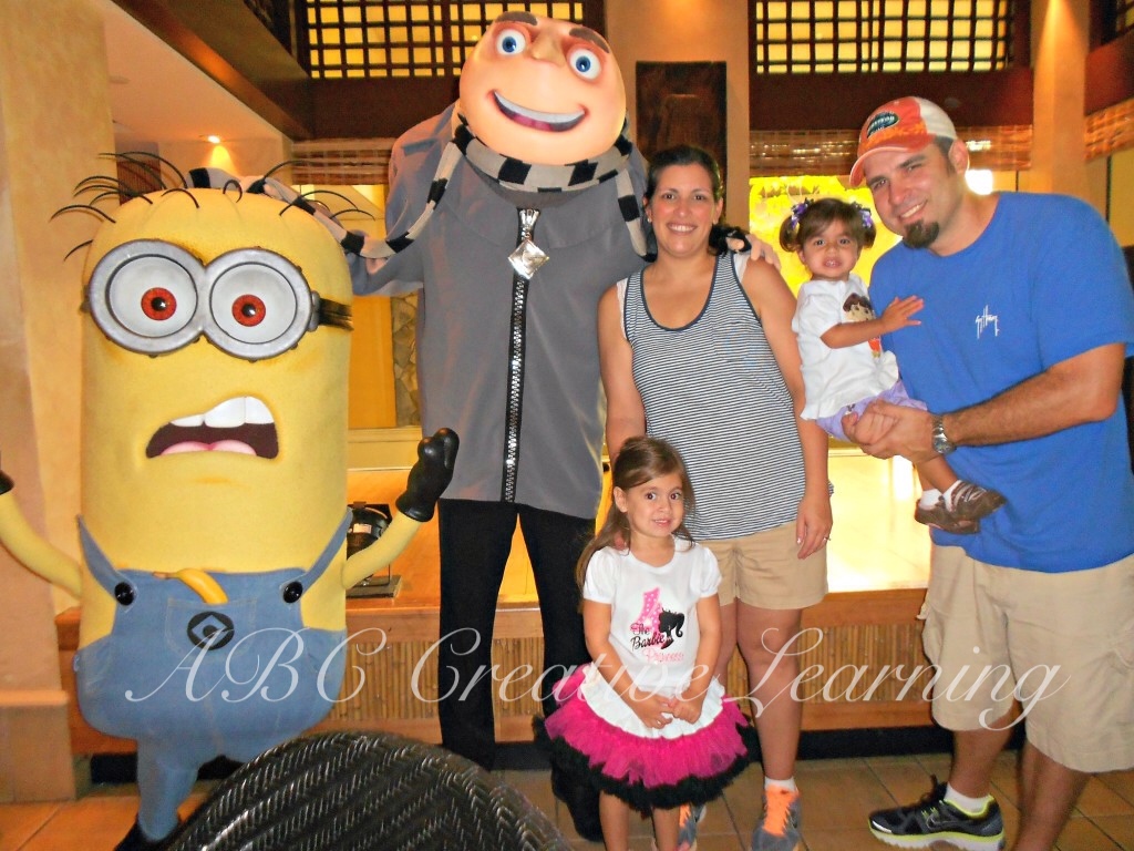 Character Breakfast at Universal Orlando with Minions - simplytodaylife.com