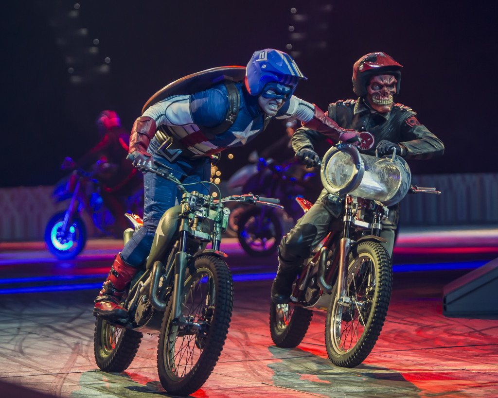 Captain America Marvel Universe Live