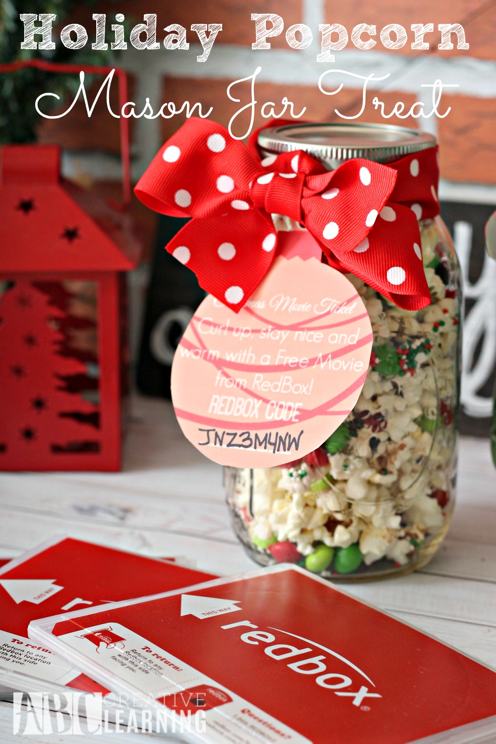 Holiday Popcorn Mason Jar Treat