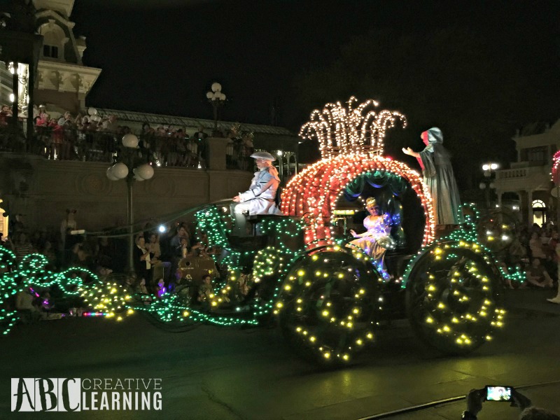 10 Things You Must Do At Disney's Magic Kingdom carriage