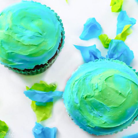 Earth Day Cupcakes With A Surprise