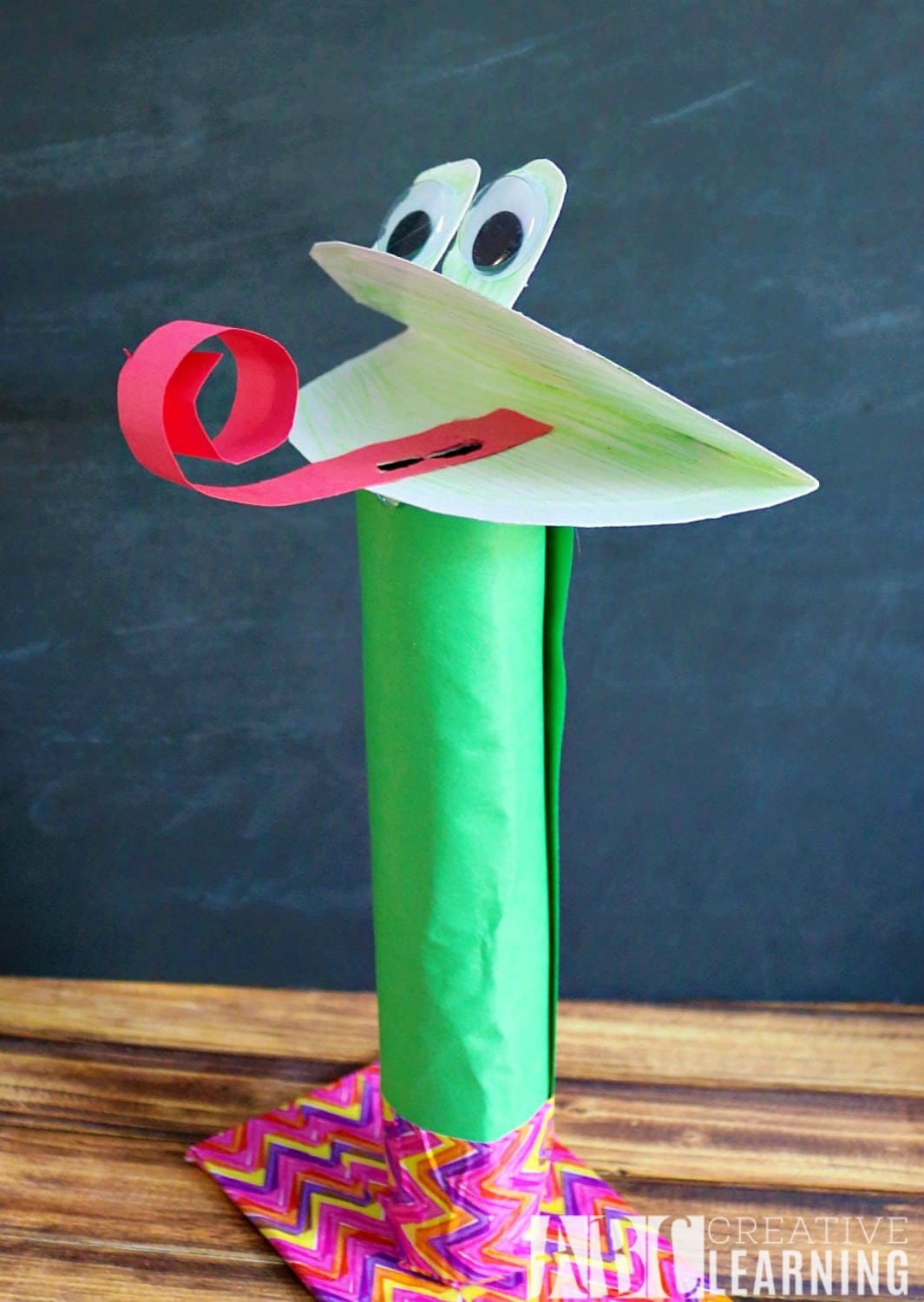 DIY Paper Plate Frog Coin Bank