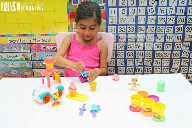 Lasting Imagination and Storytelling with Play-Doh Play