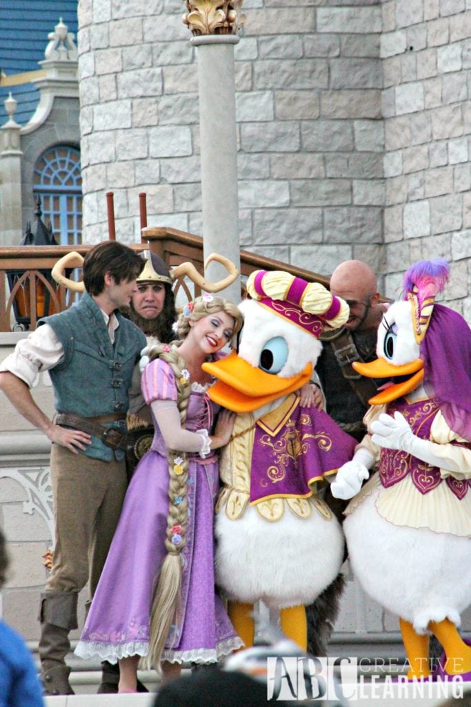 Top 4 New Attractions To Visit At Walt Disney World #AwakenSummer Daisy