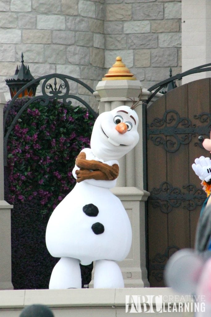 Top 4 New Attractions To Visit At Walt Disney World #AwakenSummer olaf