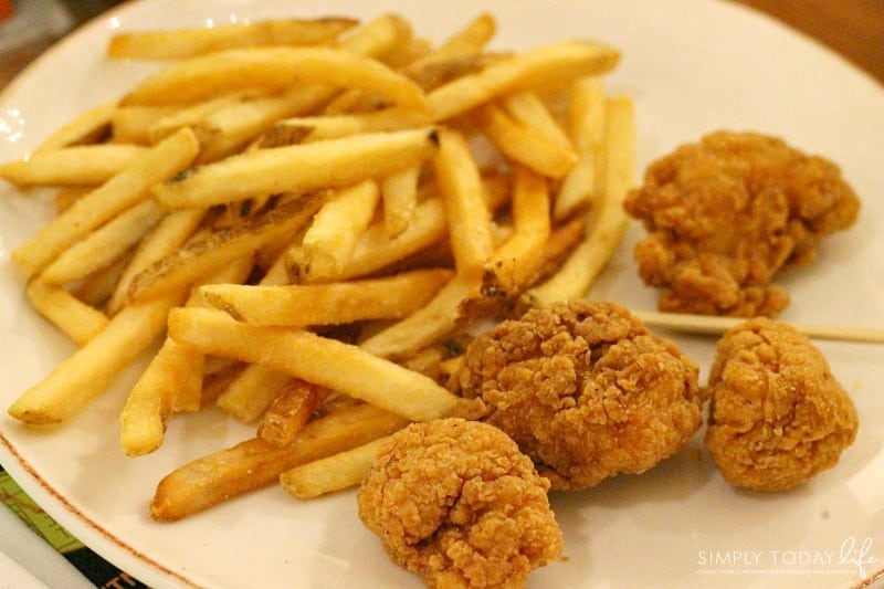 8 Reasons To Stay At Disney's Vero Beach Resort + Room Tour - Kids Chicken Meal