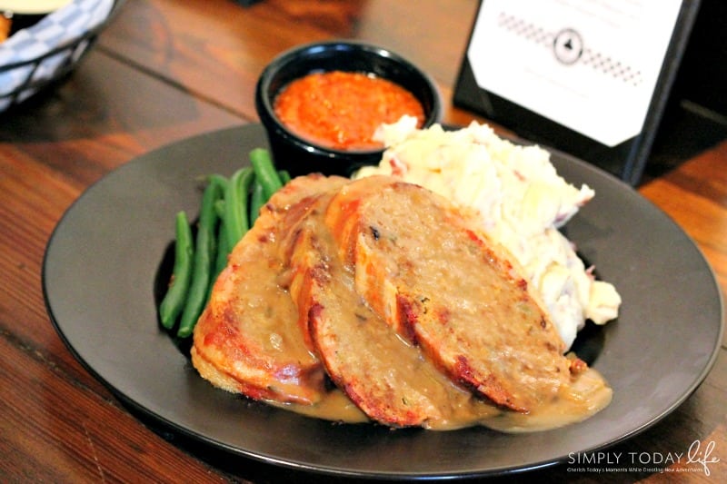 A Rock 'N Roll Experience with a Twist at Ace Cafe Orlando - Bat Out of Hello Meatloaf