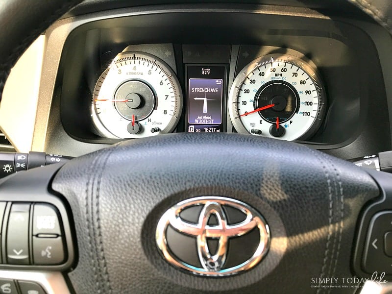 Reasons The Toyota Sienna SE Is The Perfect Family Car