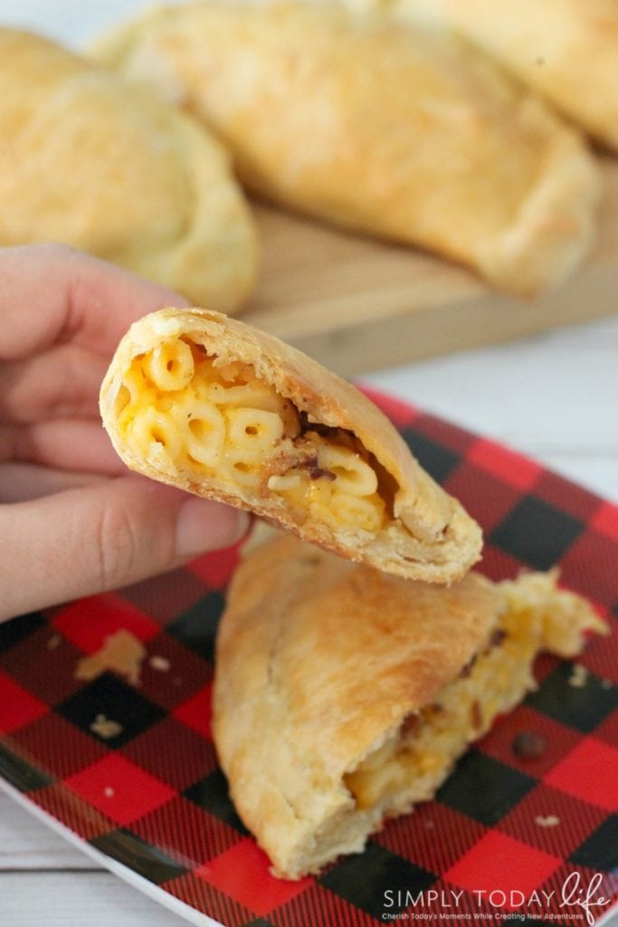 Semi-Homemade Bacon Mac and Cheese Empanadas