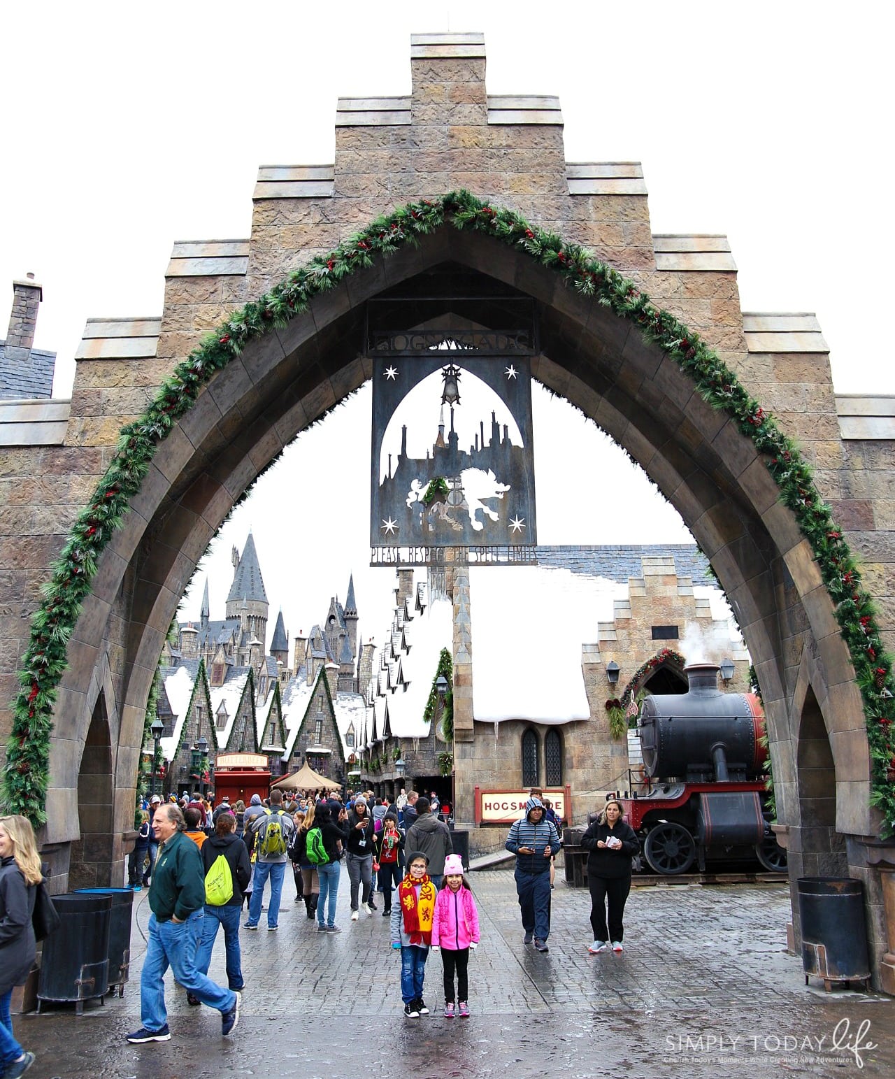 Family Guide To Celebrating the Holidays at Universal Orlando Resort - Hogwarts