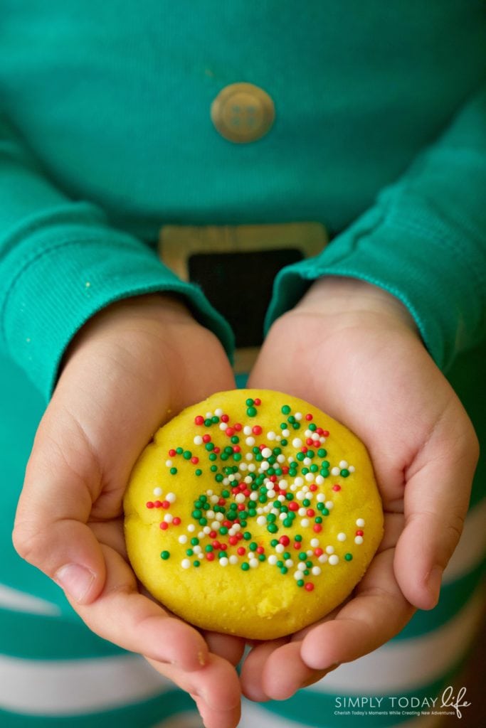 Mantecaditos Puerto Rican Cookie Recipe Perfect for Santa - Christmas Cookies Easy