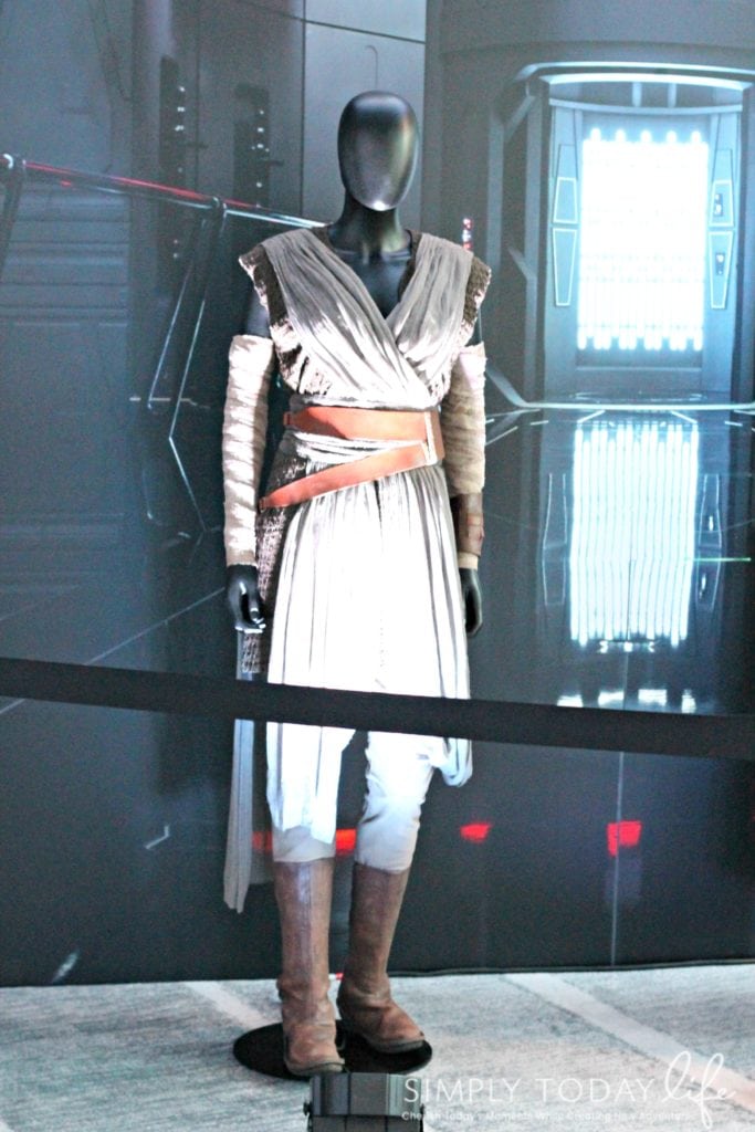 My Experience During The Star Wars: The Last Jedi Press Event - Rey Costume The Last Jedi