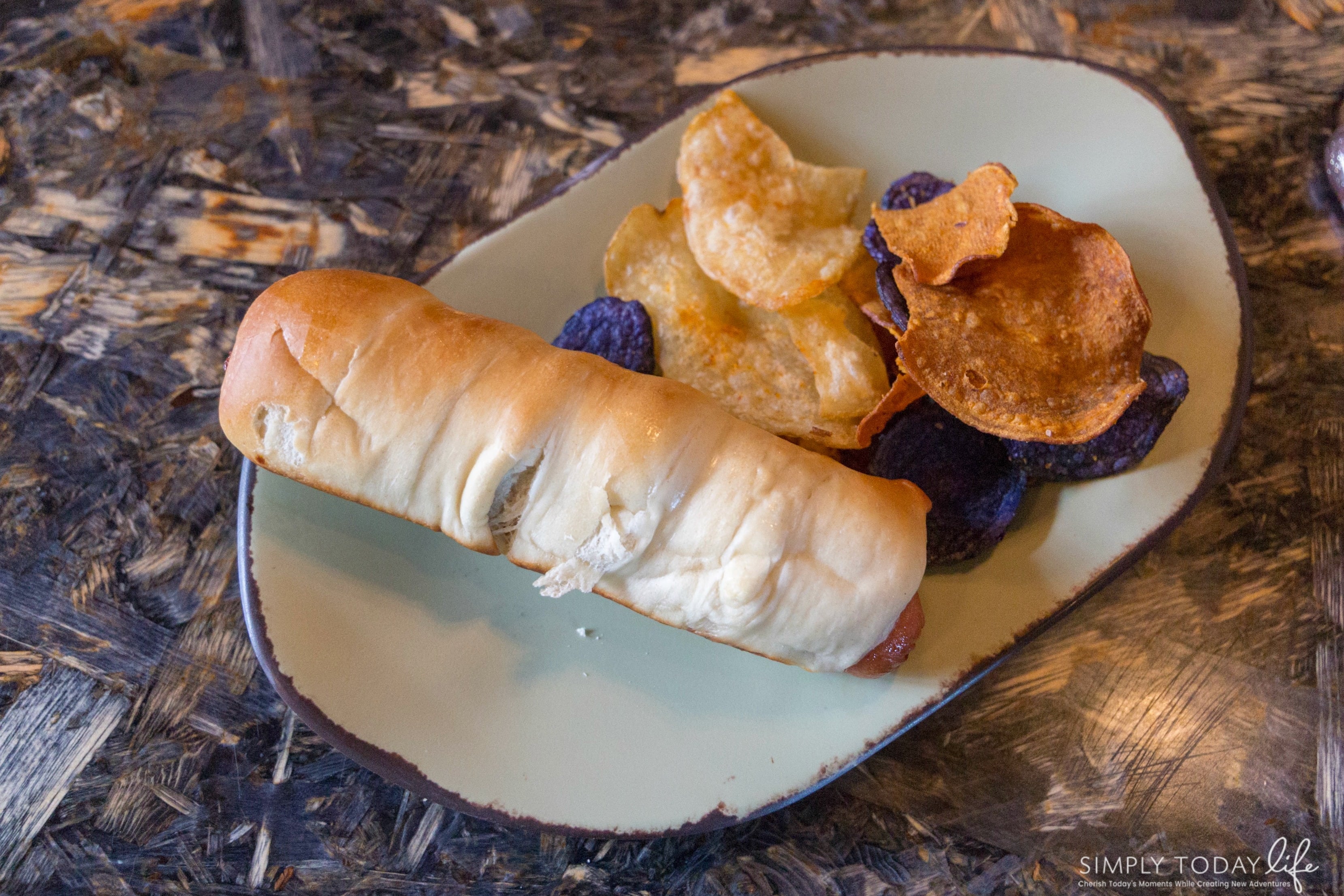 Satu'li Canteen Kids Meal Teylu All Beef Hot Dog - simplytodalife.com