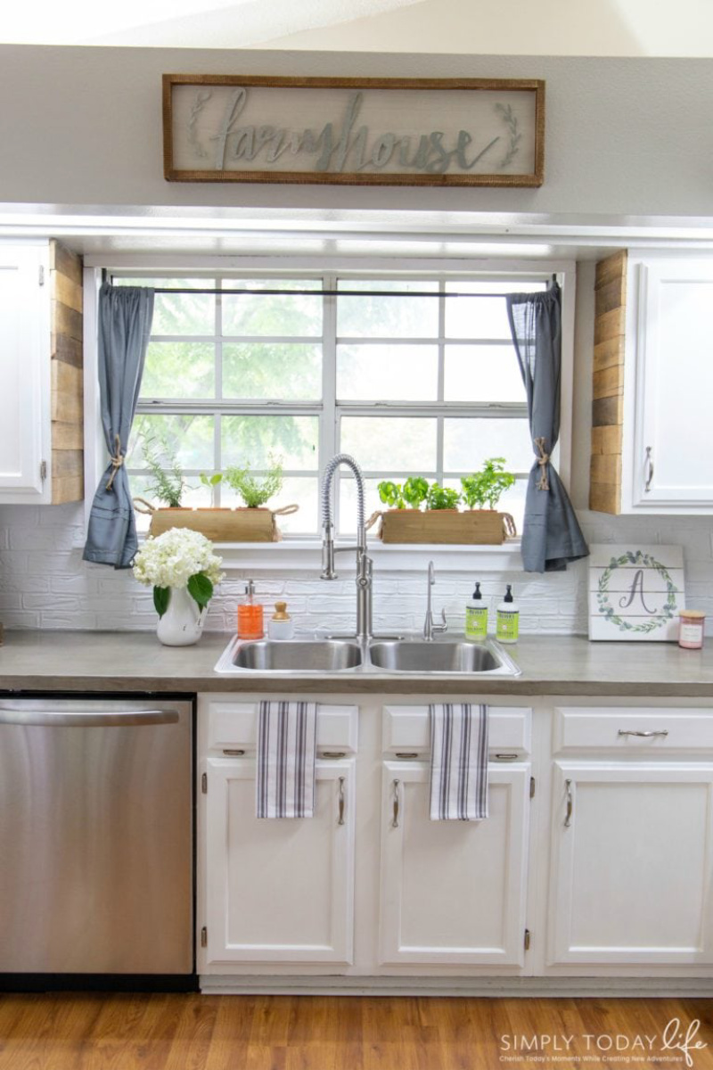 chalk paint kitchen cabinets farmhouse