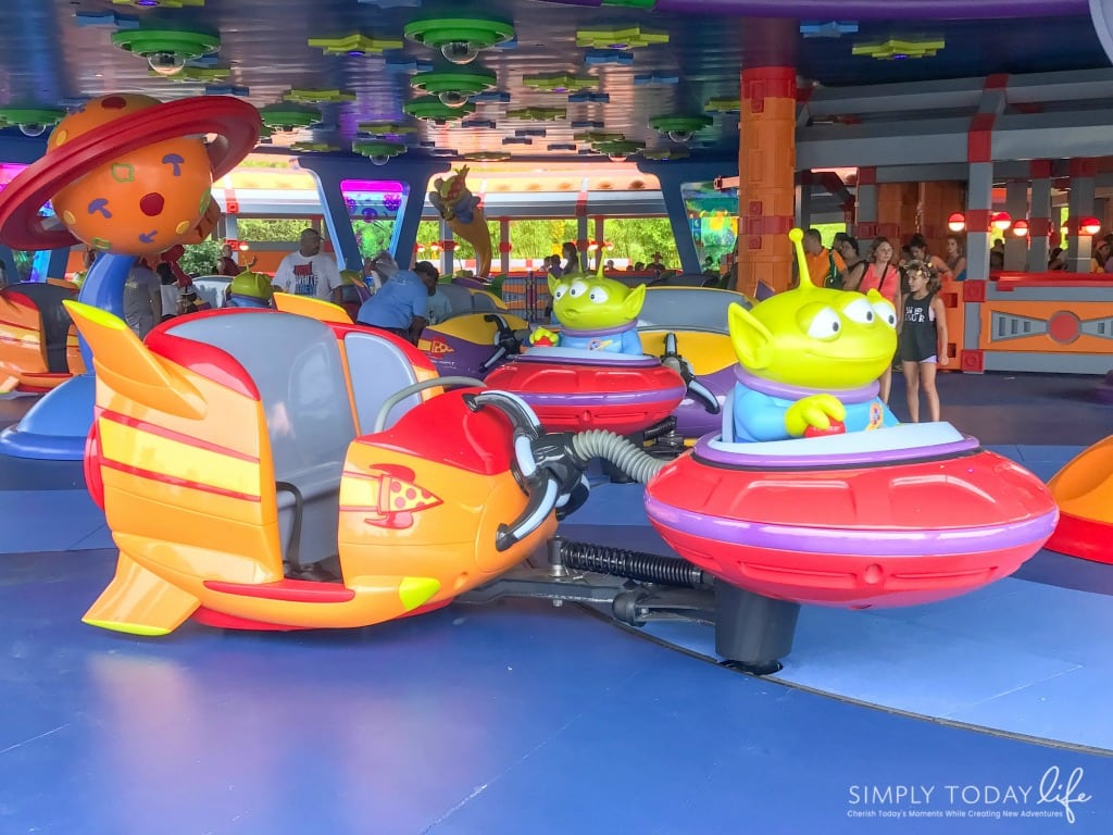 Alien Swirling Saucers at Toy Story Land Disney