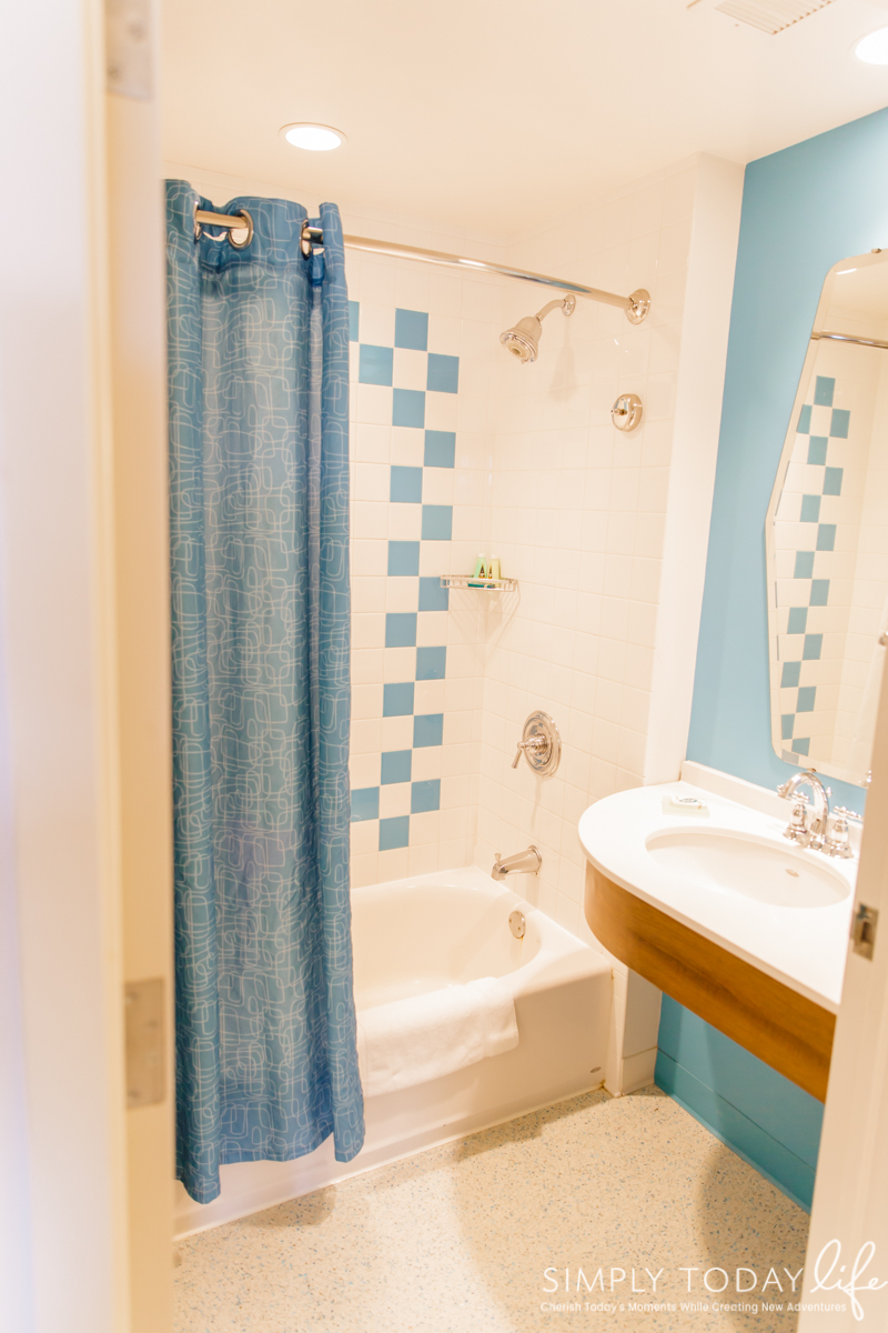 Cabana Bay Resort Family Suite Bathroom Details