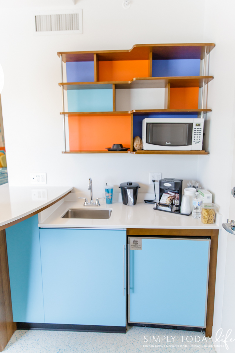 Cabana Bay Resort Family Suite Kitchenette 