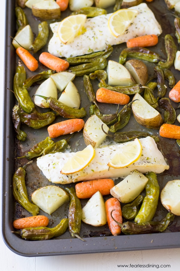 EASY ALASKA COD SHEET PAN DINNER RECIPE