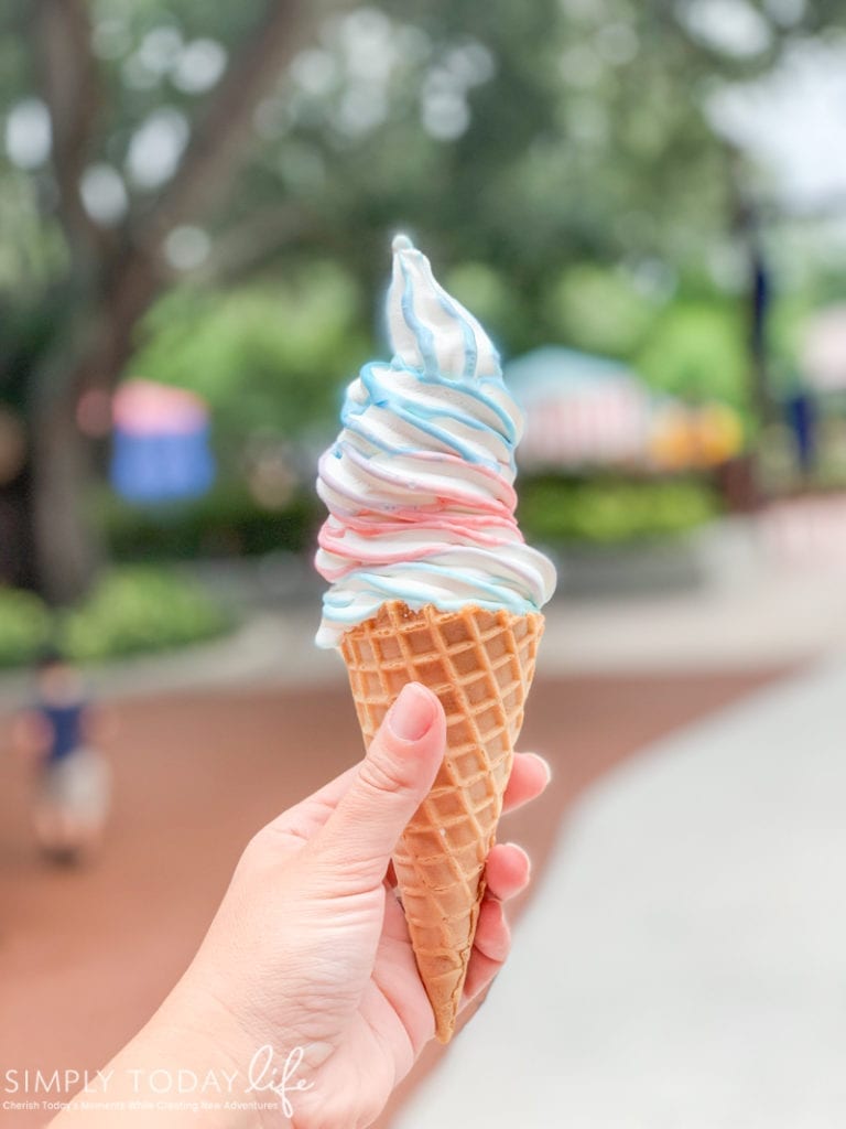 Cloud Cuckoo Land Ice Cream Swirl