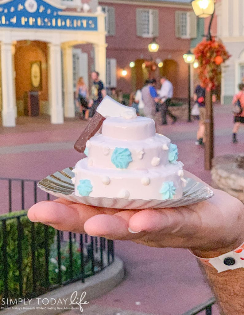 Constance's For Better Or For Worse Wedding Cake at Disney