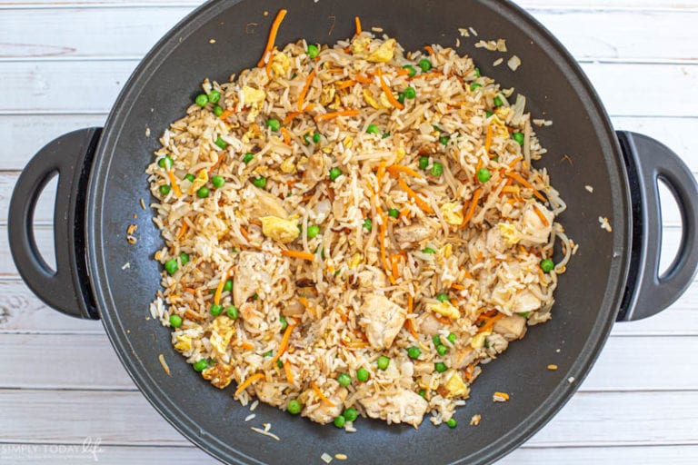Easy Chicken Fried Rice One Pot - Simply Today Life