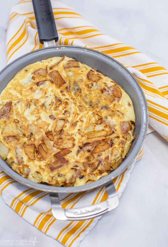 Easy Breakfast Omelet Recipe